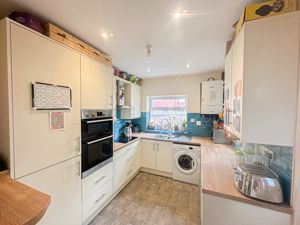 Photo 16- click for photo gallery